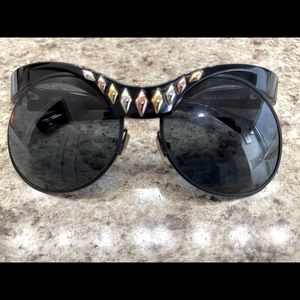 *Authentic* Black Louis Vuitton sunglasses